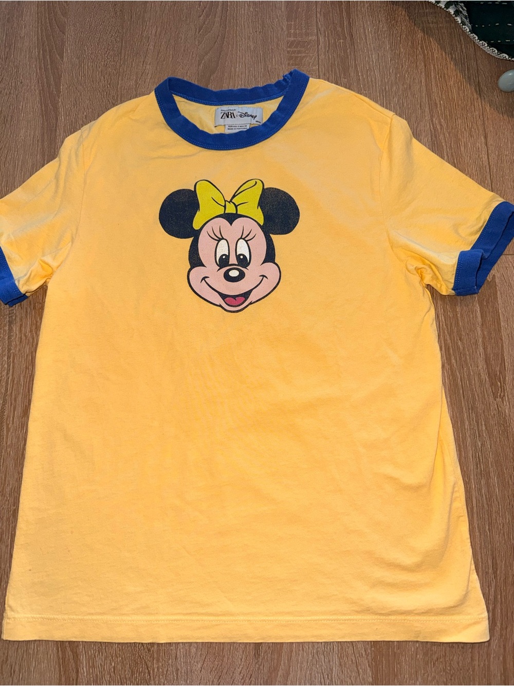 Zara Harry Lambert Disney Yellow Minnie Mouse Ringer Tee with Blue Trim sz small